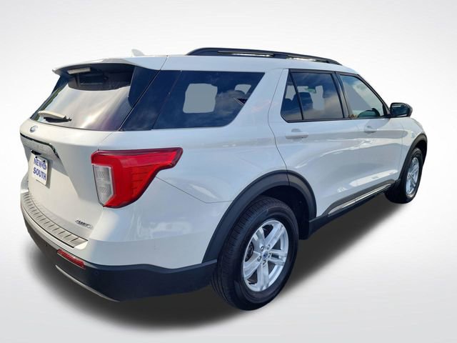 Used 2023 Ford Explorer XLT w/ Equipment Group 202A image 5