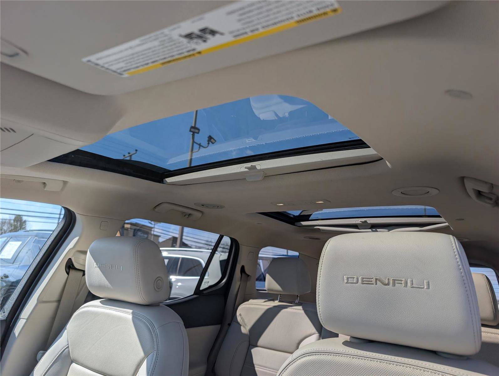 Used 2021 GMC Acadia Denali w/ Denali Ultimate Package image 35