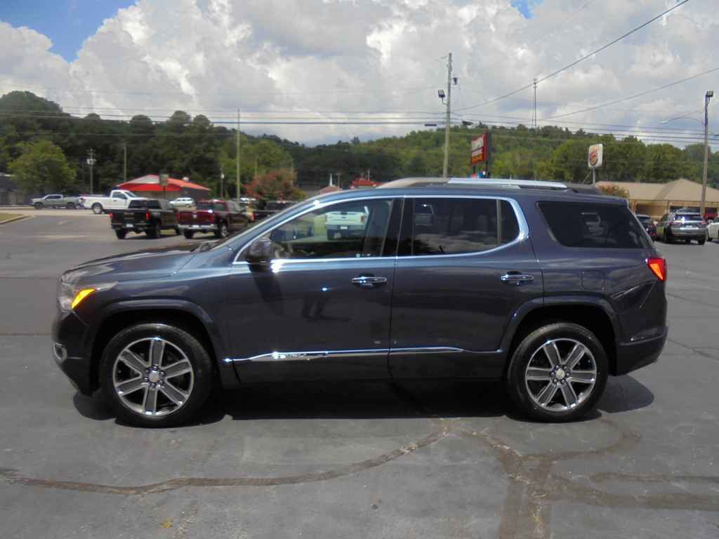 Used 2019 GMC Acadia Denali w/ Technology Package image 1