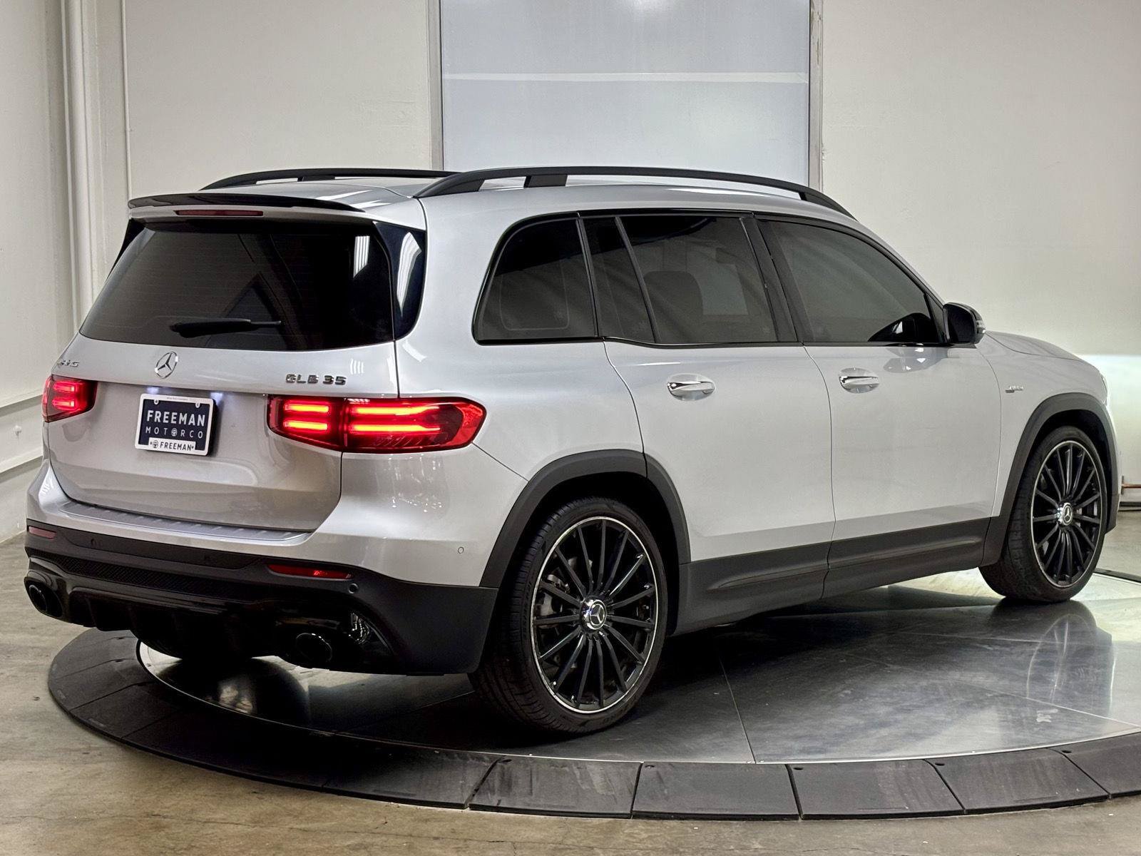 Used 2024 Mercedes-Benz GLB 35 AMG 4MATIC image 12