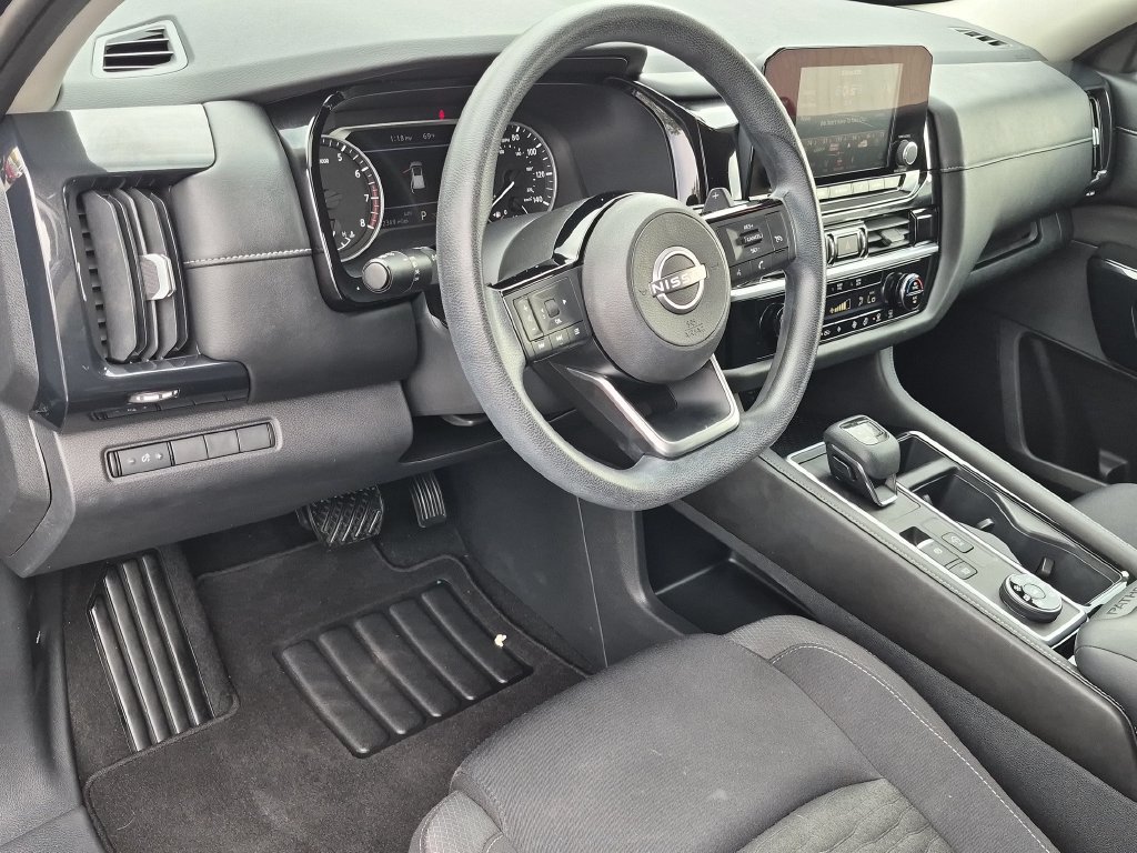 Certified 2022 Nissan Pathfinder S AWD/4WD image 11