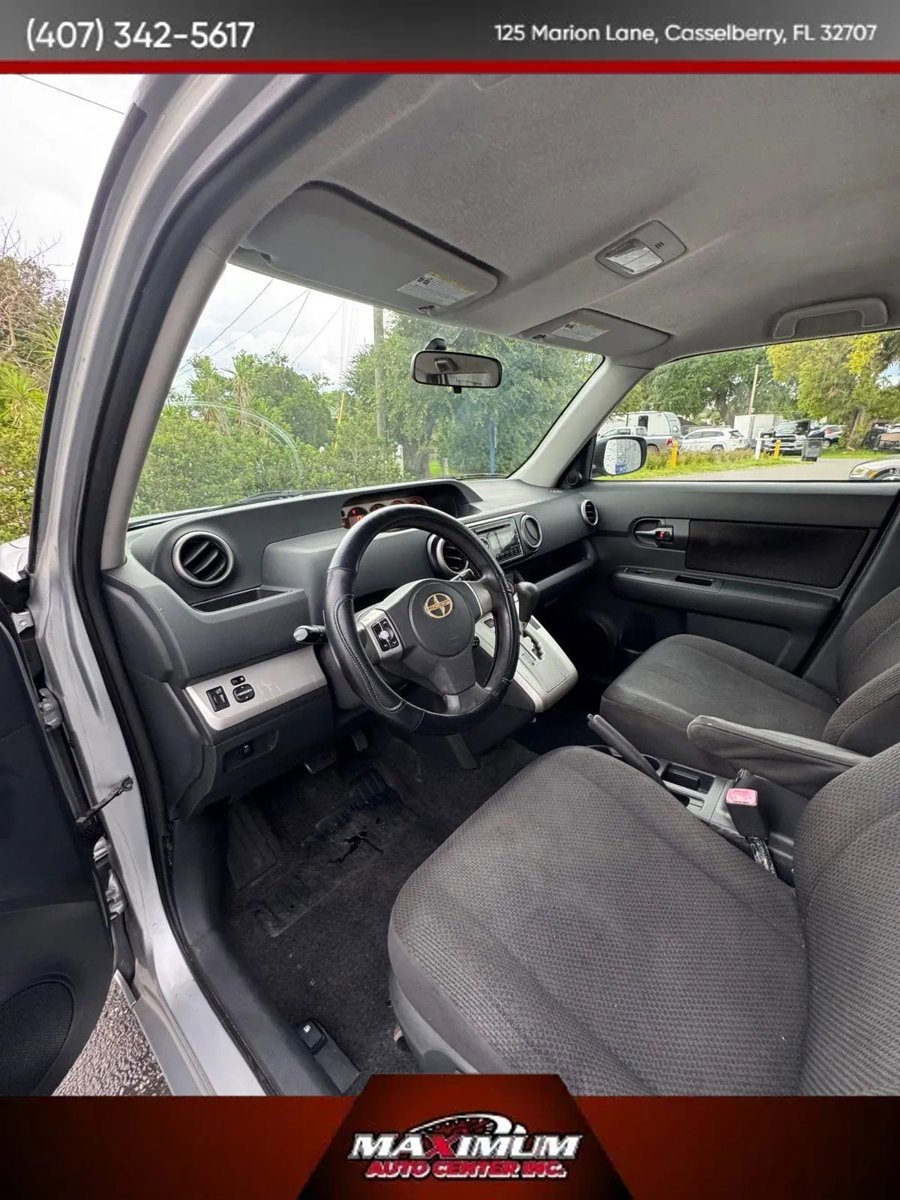 Used 2009 Scion xB FWD image 7