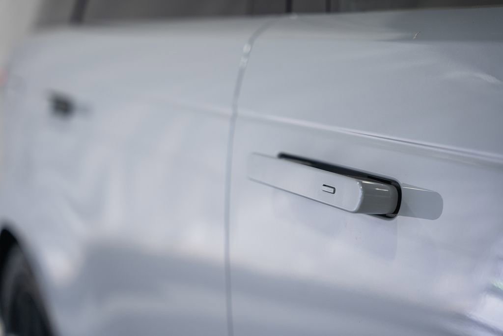 Used 2023 Land Rover Range Rover Sport SE image 19