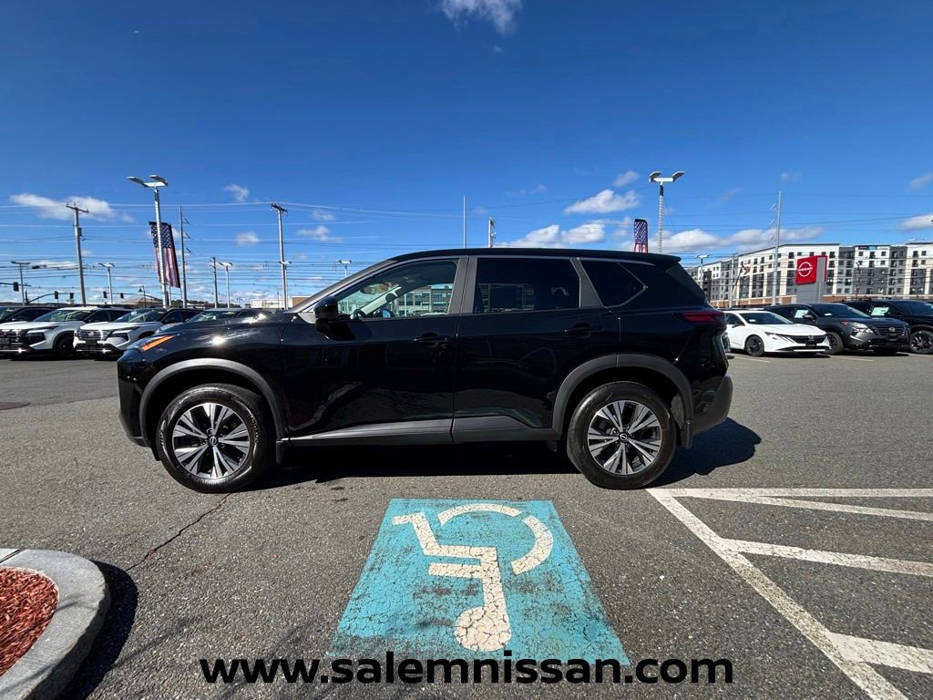 Certified 2023 Nissan Rogue SV AWD/4WD image 4