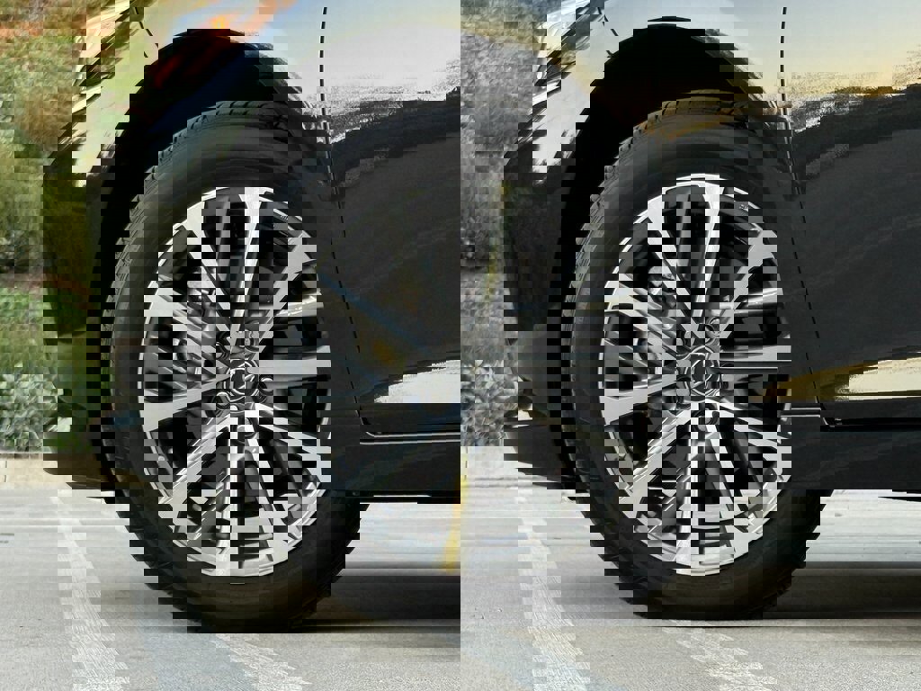 Certified 2025 Lexus ES 350 Base image 8