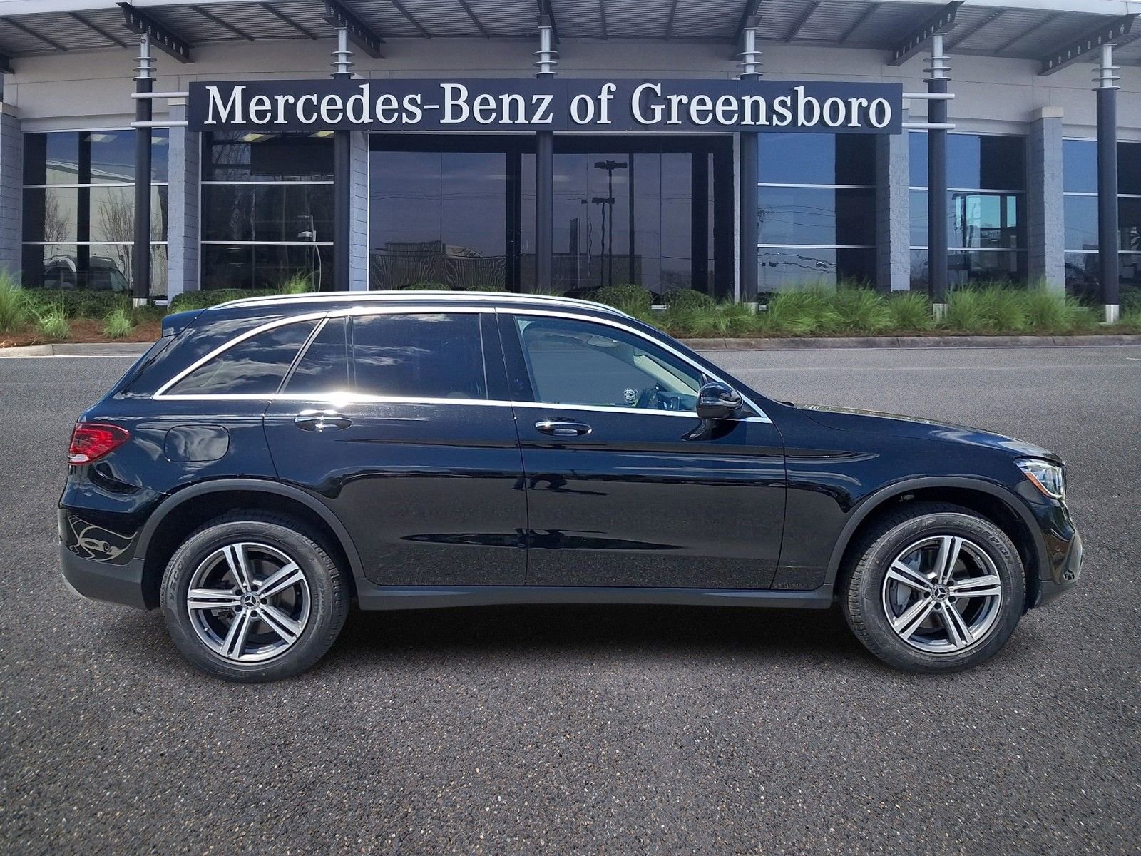 Used 2020 Mercedes-Benz GLC 300 4MATIC image 7