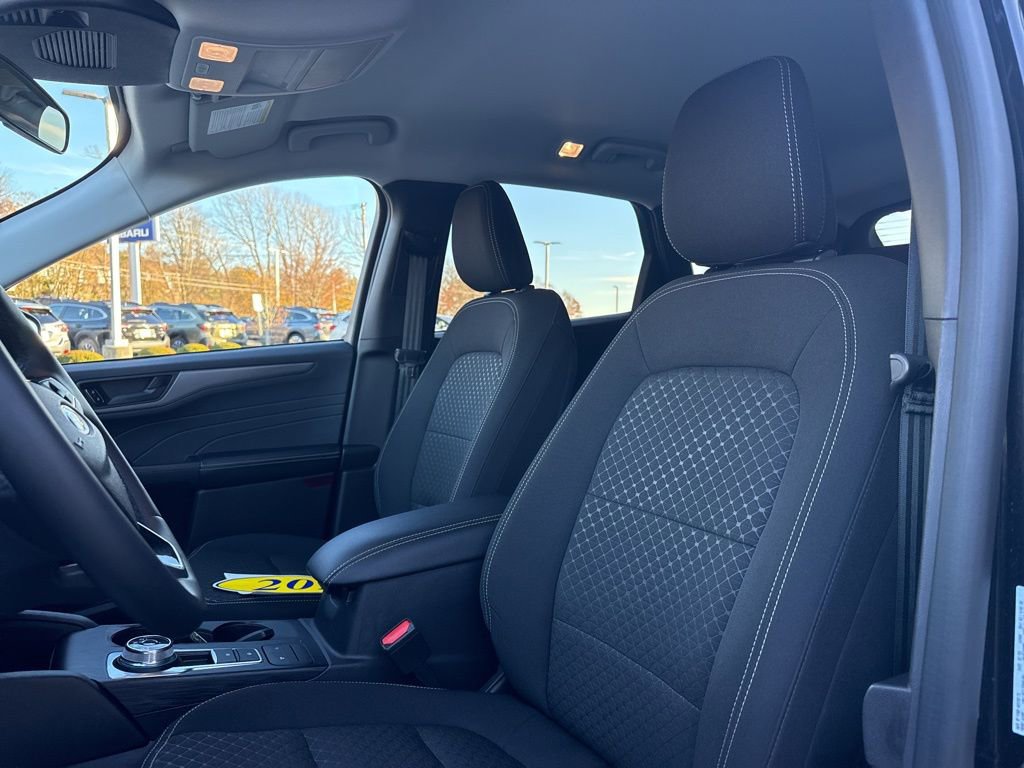 Used 2023 Ford Escape Active image 18