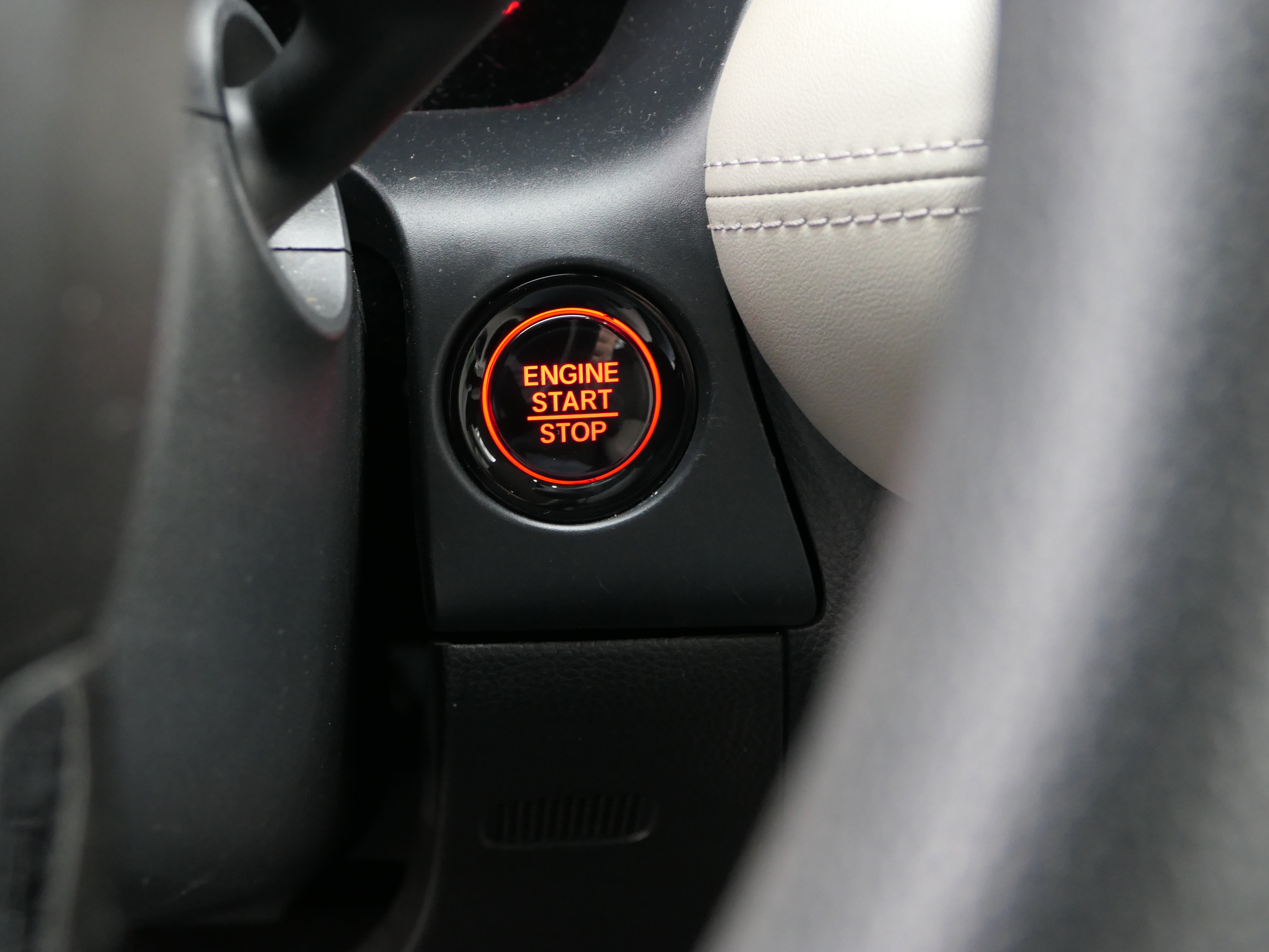 Used 2023 Honda HR-V LX image 16
