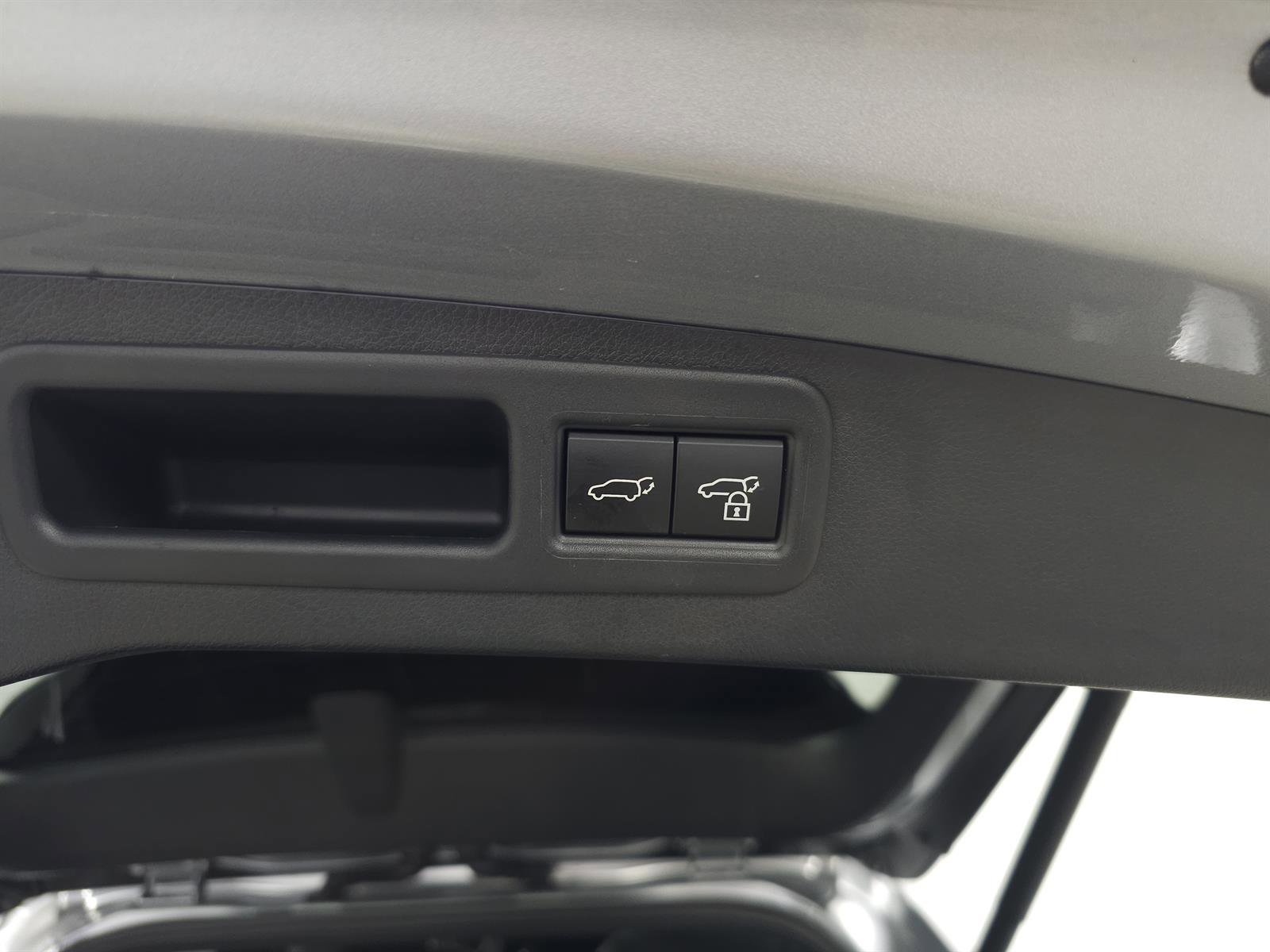 Certified 2023 Lexus RX 350 w/ Cold Area Package AWD/4WD image 9