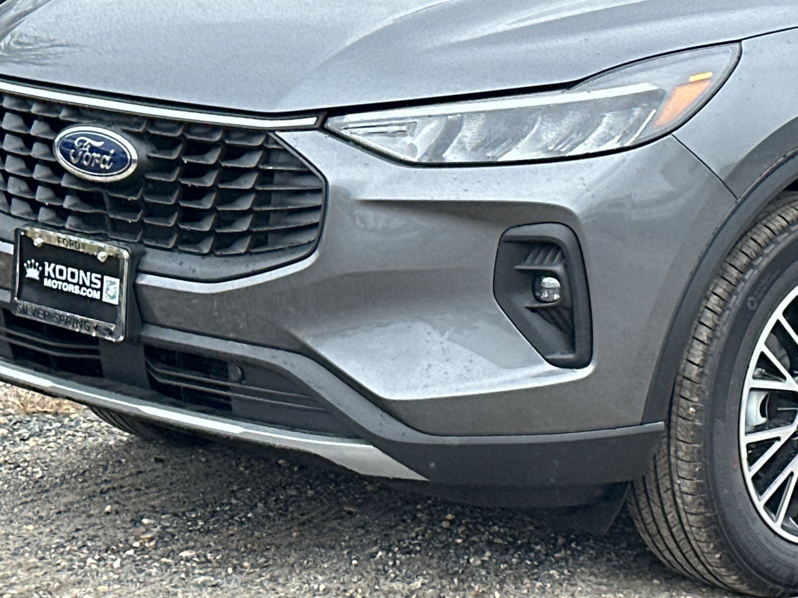 New 2026 Ford Escape SE image 2