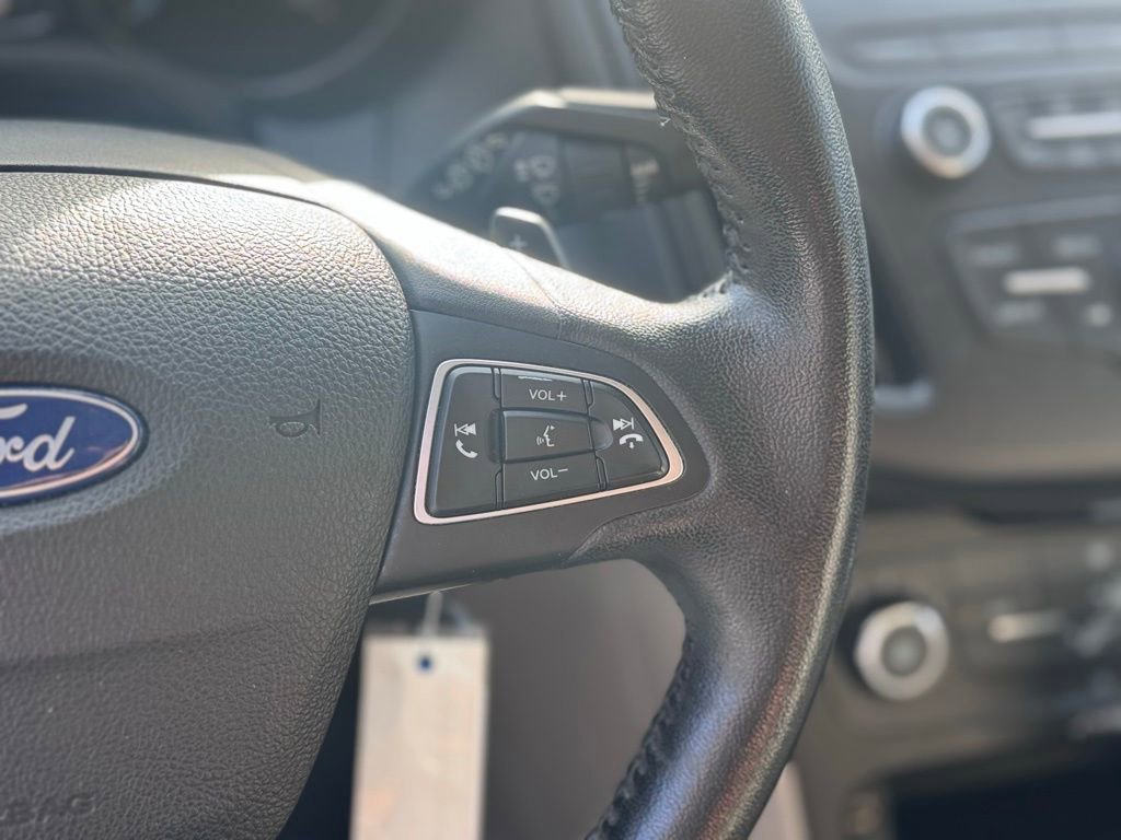 Used 2015 Ford Focus SE w/ SE Sport Package image 13