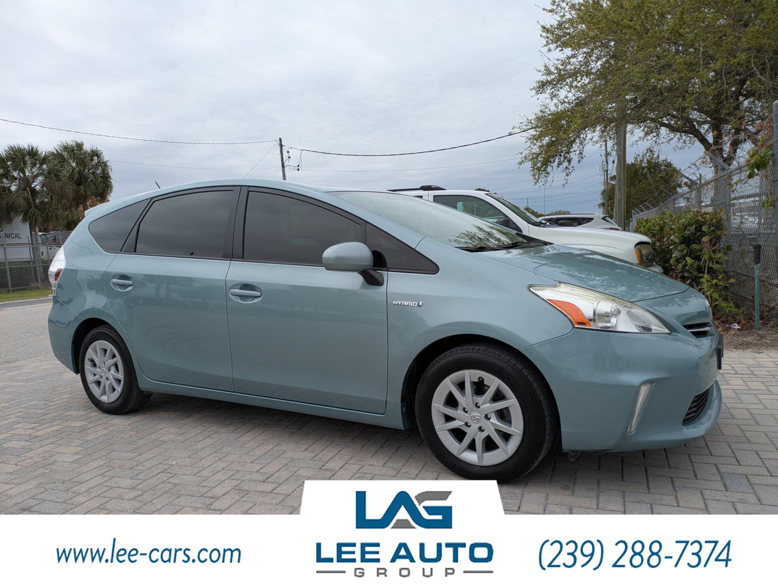 Used 2013 Toyota Prius V Two image 1
