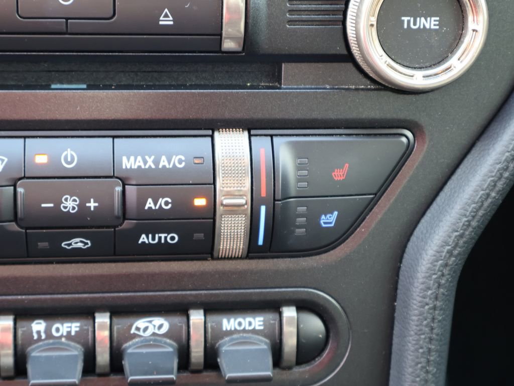 Used 2020 Ford Mustang Shelby GT500 w/ Technology Package image 31