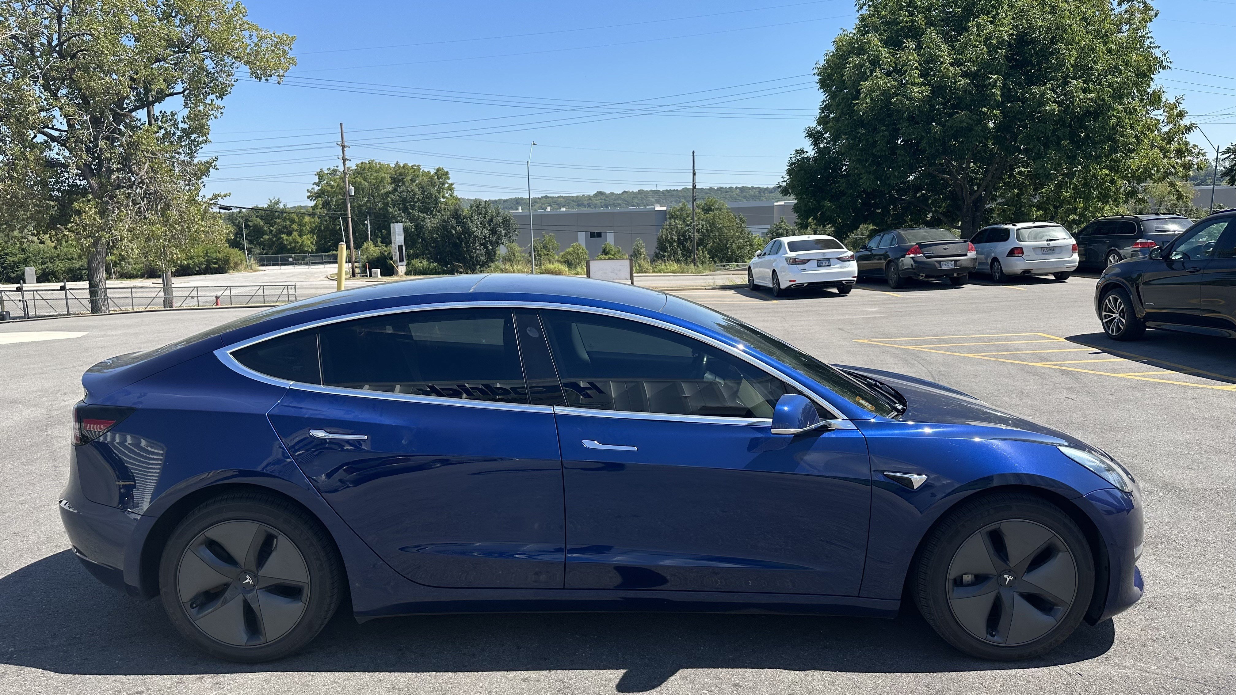 Used 2018 Tesla Model 3 Long Range AWD/4WD image 11