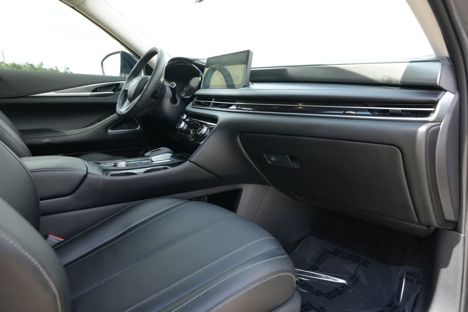 Certified 2026 INFINITI QX60 Luxe w/ Cargo Package AWD/4WD image 22