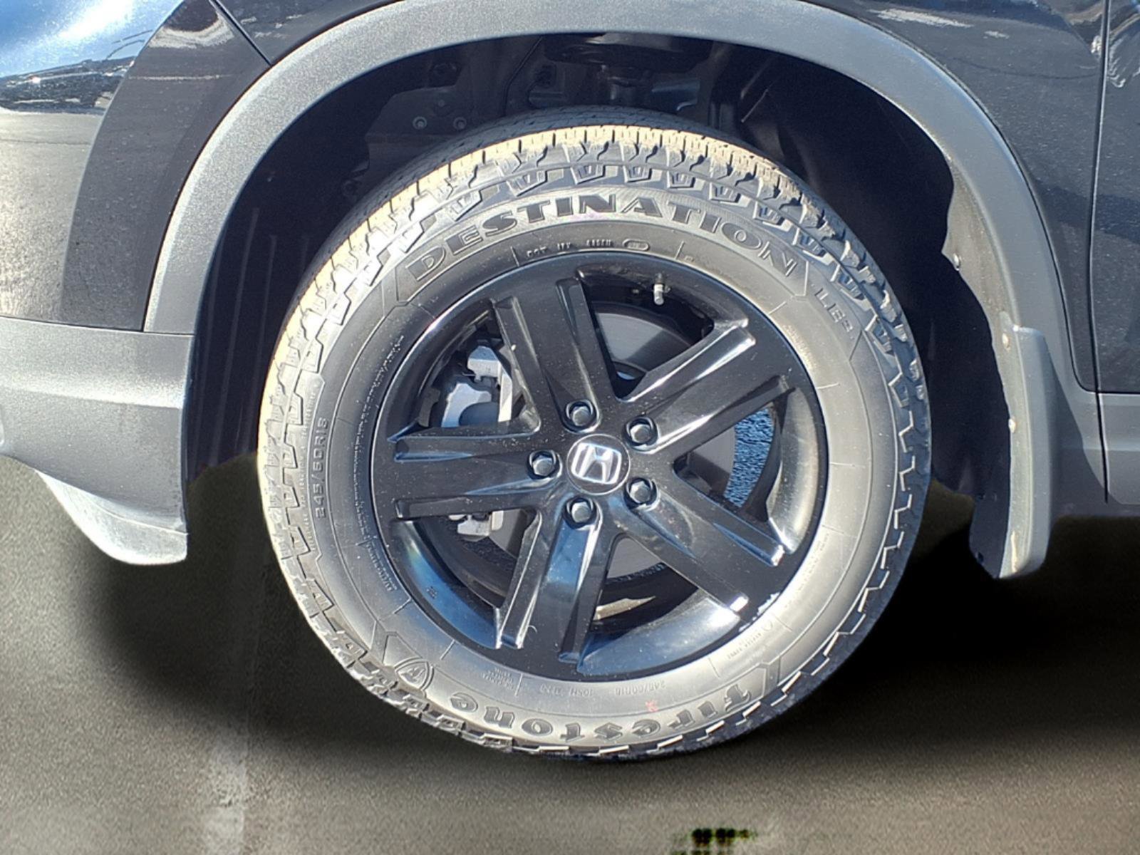 Certified 2021 Honda Ridgeline Black Edition image 13