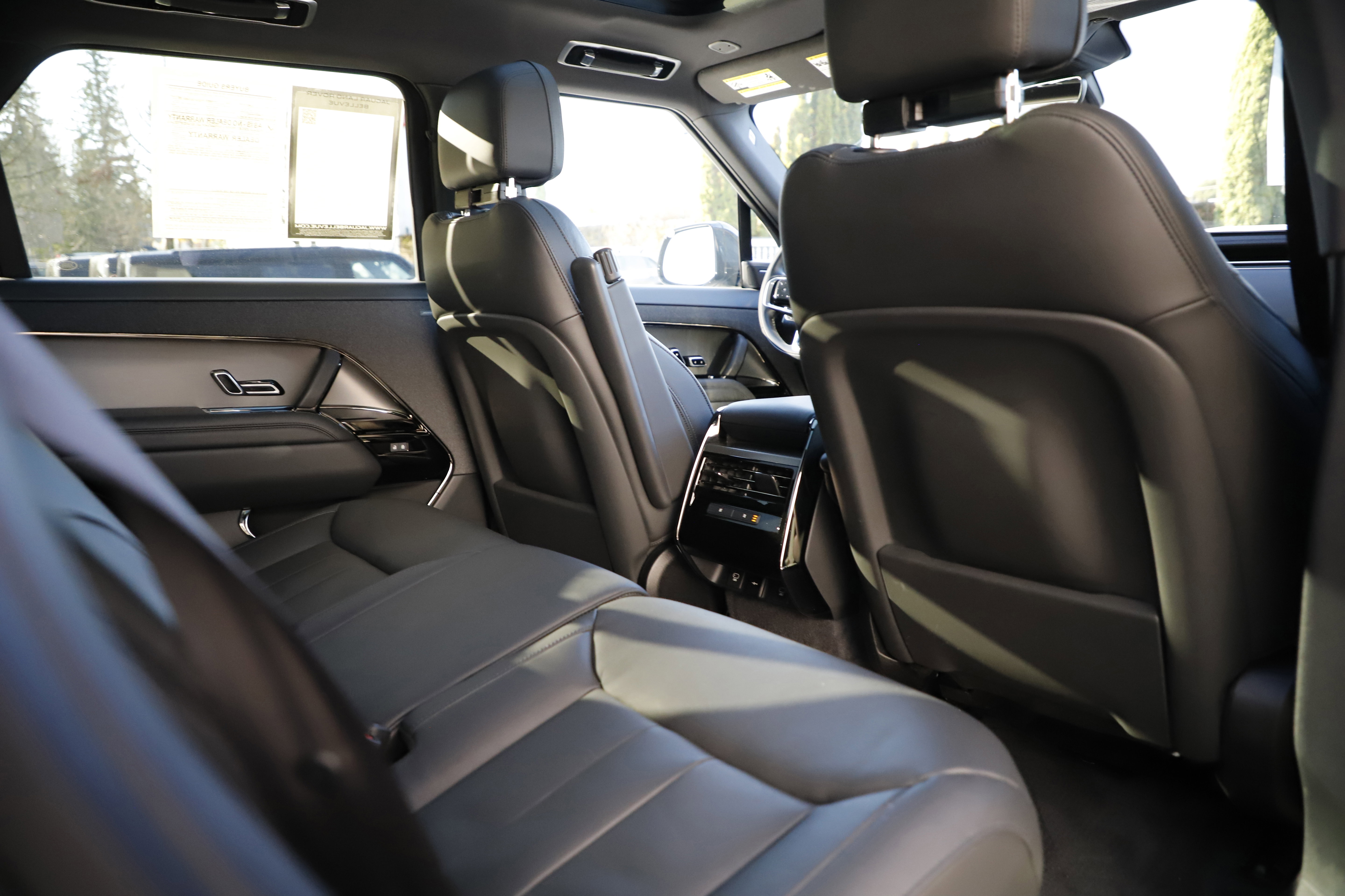 Certified 2025 Land Rover Range Rover Sport image 16