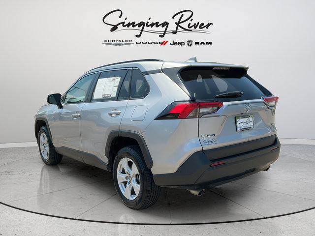 Used 2020 Toyota RAV4 XLE FWD image 5