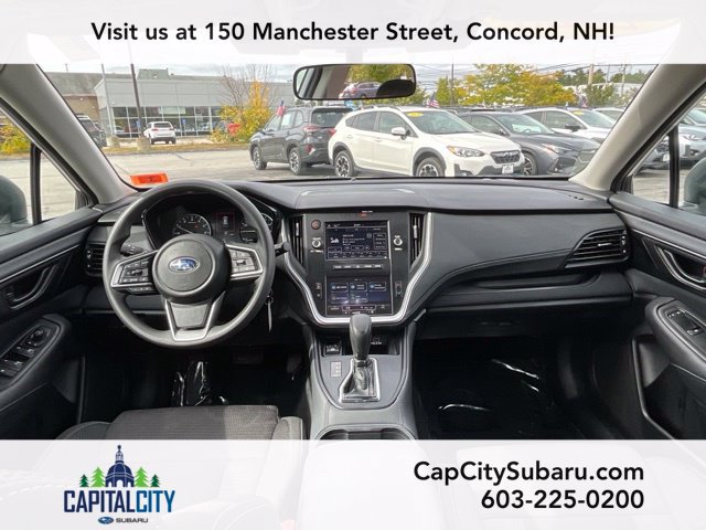 Used 2025 Subaru Outback AWD/4WD image 15