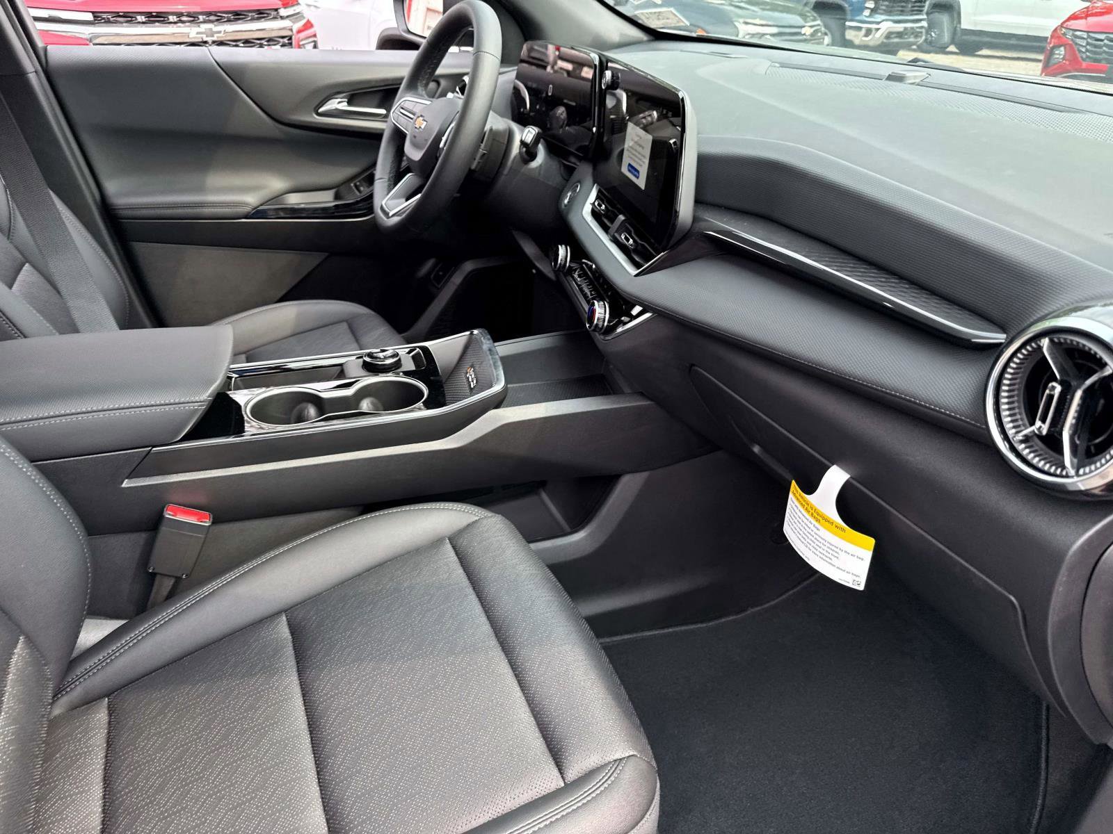 New 2026 Chevrolet Equinox LT w/ Convenience Package II image 6