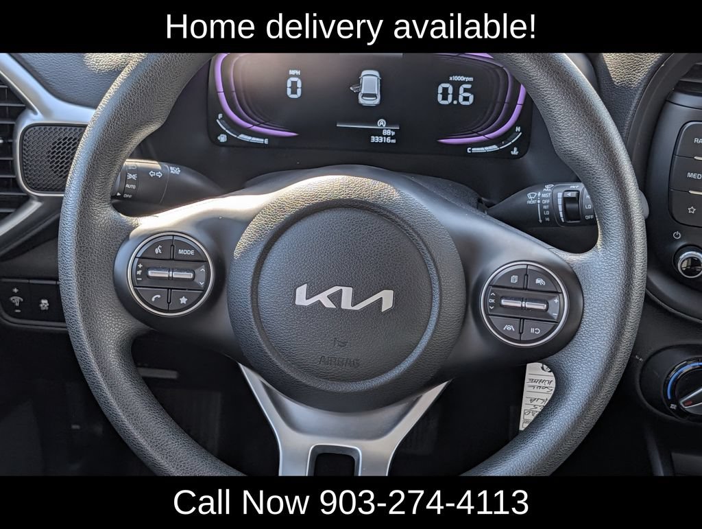 Used 2025 Kia Soul LX w/ LX Technology Package FWD image 14