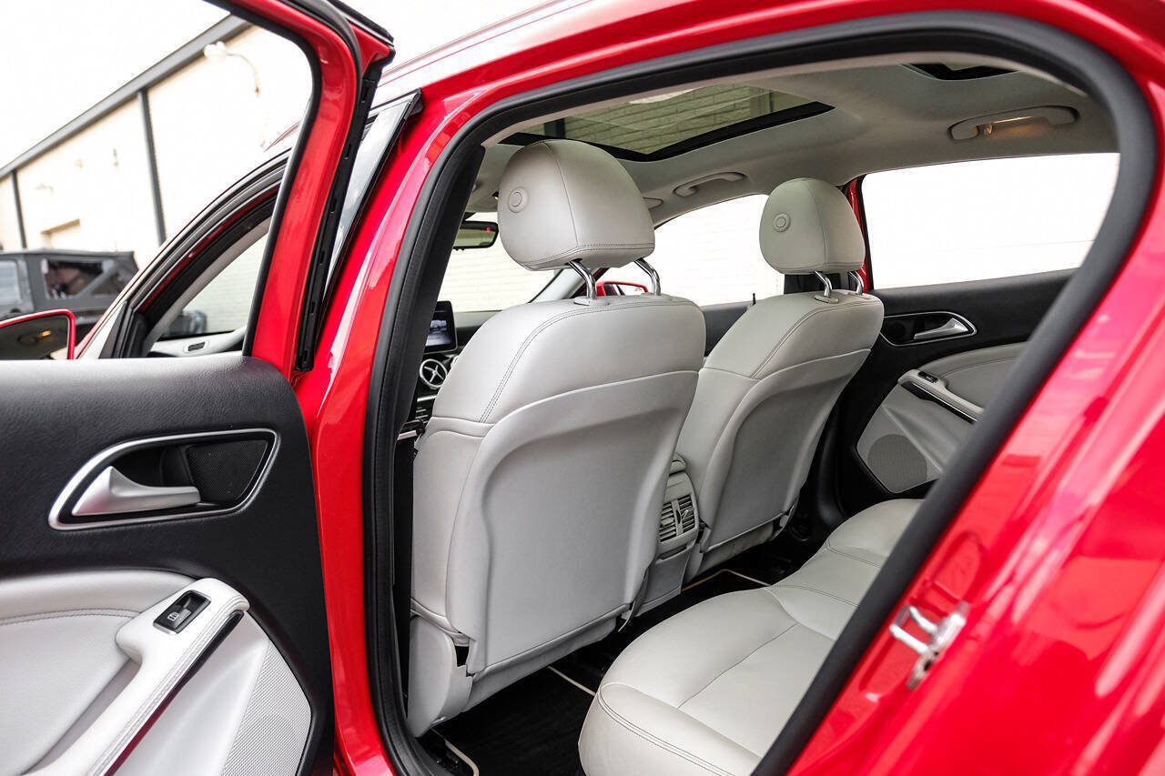 Used 2019 Mercedes-Benz GLA 250 image 37