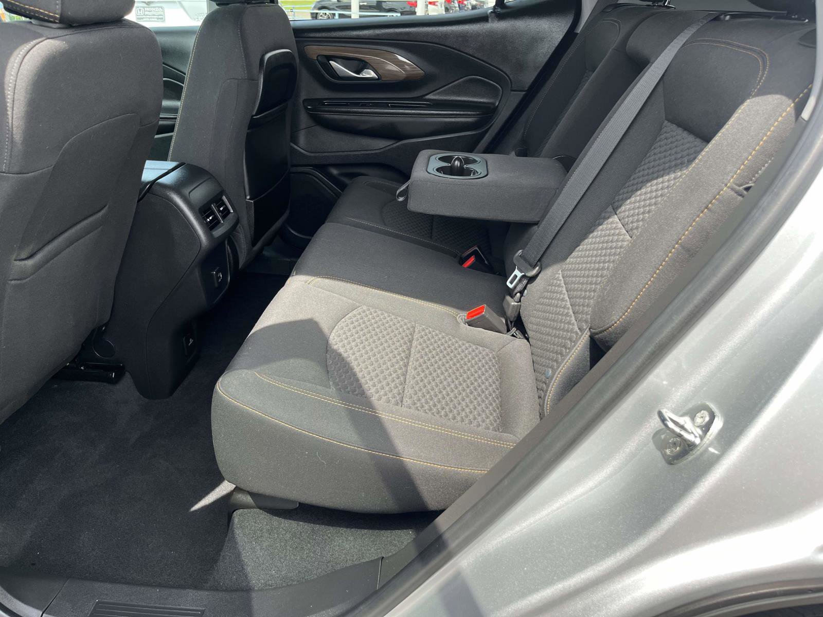 Used 2020 GMC Terrain SLE w/ Driver Convenience Package FWD image 7