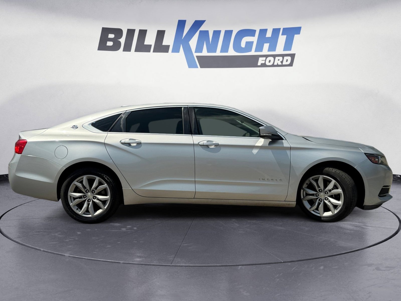 Used 2017 Chevrolet Impala LT FWD image 6