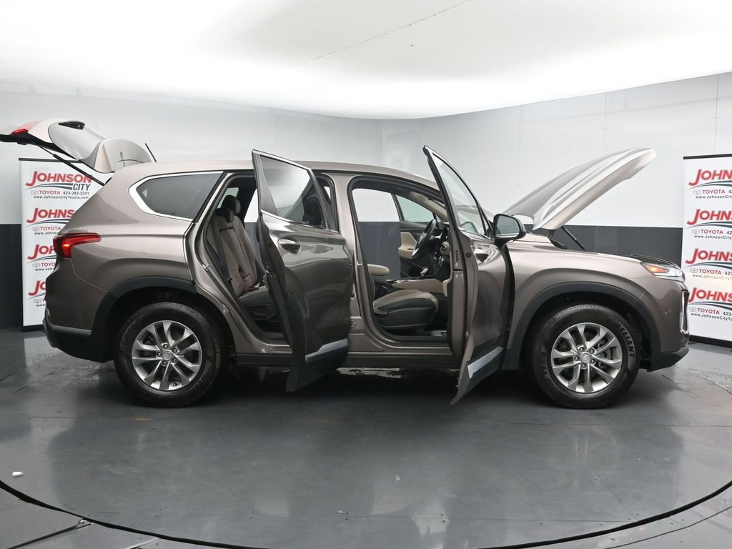 Used 2019 Hyundai Santa Fe SE FWD image 42