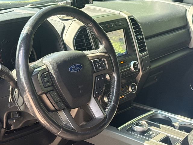 Used 2020 Ford Expedition Max XLT RWD image 16