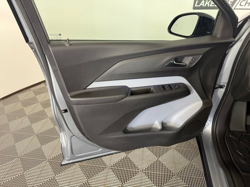 New 2027 Chevrolet Bolt RS FWD image 12