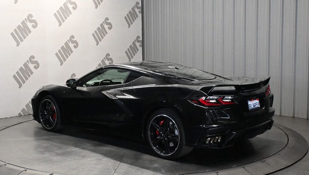 Used 2020 Chevrolet Corvette Stingray Preferred Cpe w/ 2LT Preferred Equipment Group RWD image 7