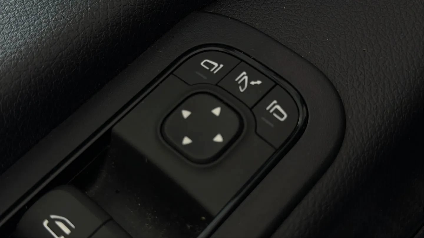 Used 2021 Mercedes-Benz Sprinter 2500 image 29