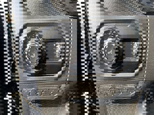 Certified 2024 Jeep Wrangler Unlimited Rubicon image 19