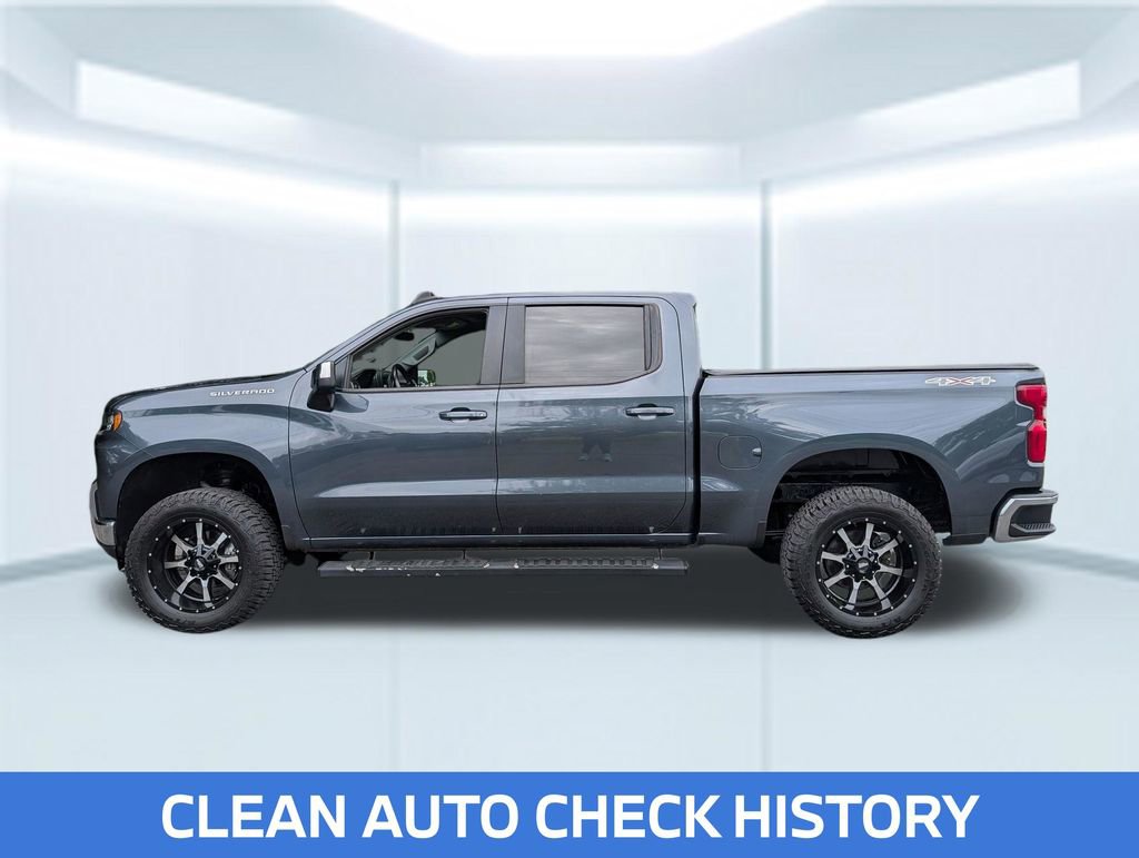 Used 2020 Chevrolet Silverado 1500 LT w/ Fleet Comfort Package AWD/4WD image 2