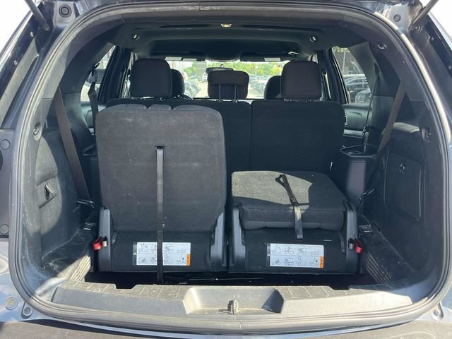 Used 2017 Ford Explorer XLT FWD image 21