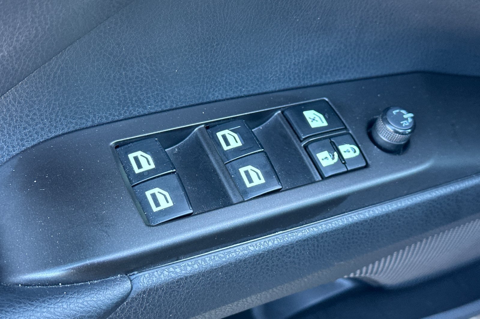 New 2023 Toyota Camry SE w/ Audio Upgrade Package FWD image 12