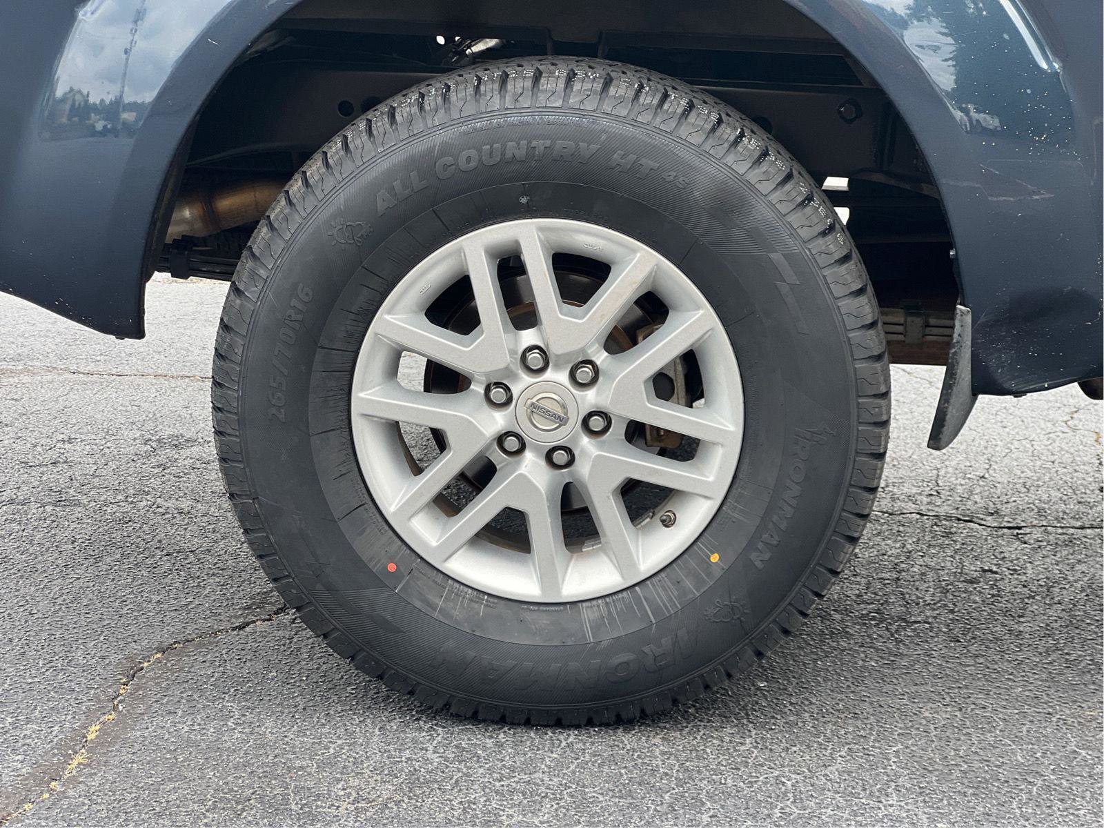 Used 2018 Nissan Frontier SV RWD image 27