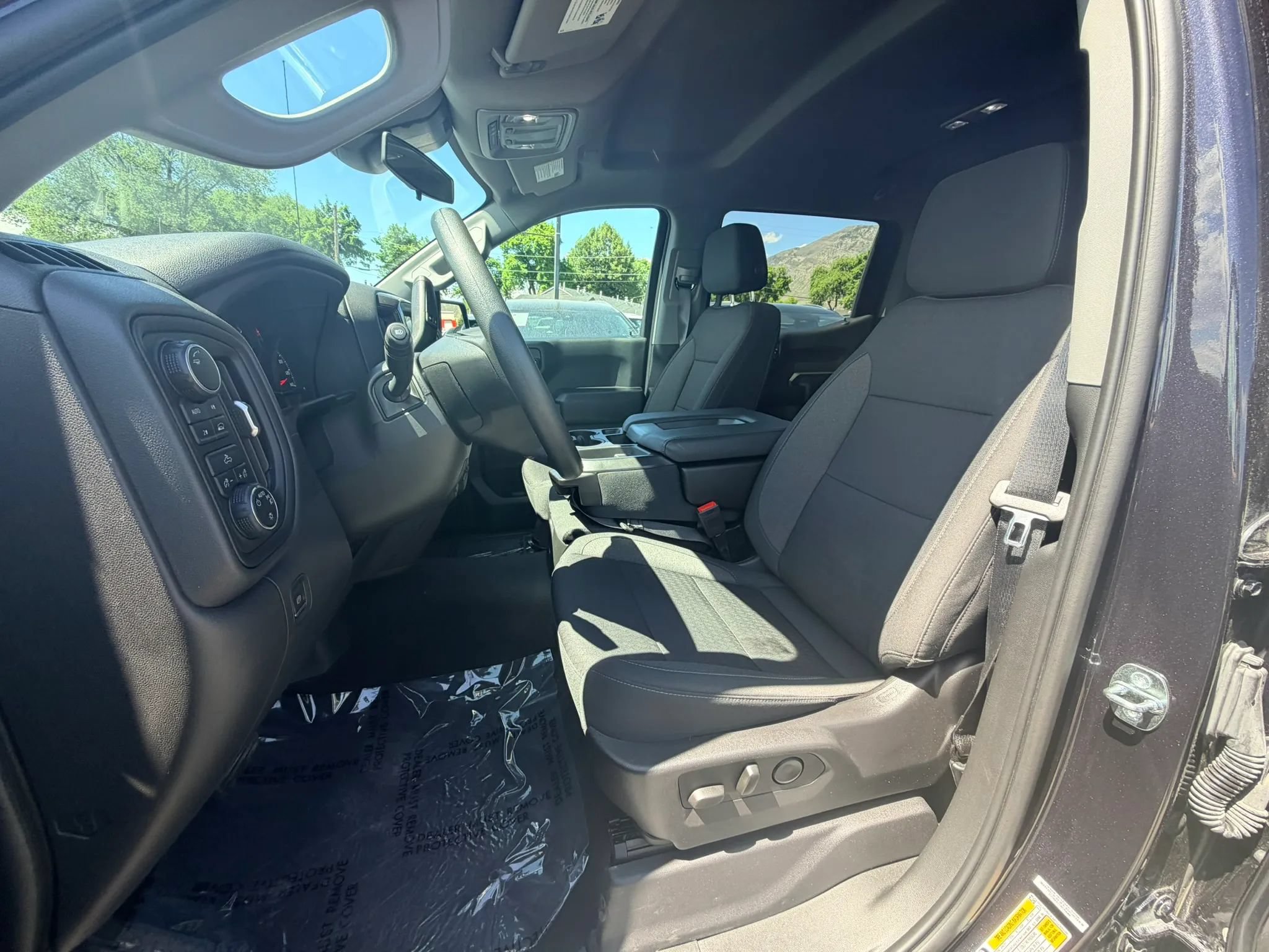 Used 2023 Chevrolet Silverado 1500 Custom w/ LPO, Dark Essentials Package AWD/4WD image 10