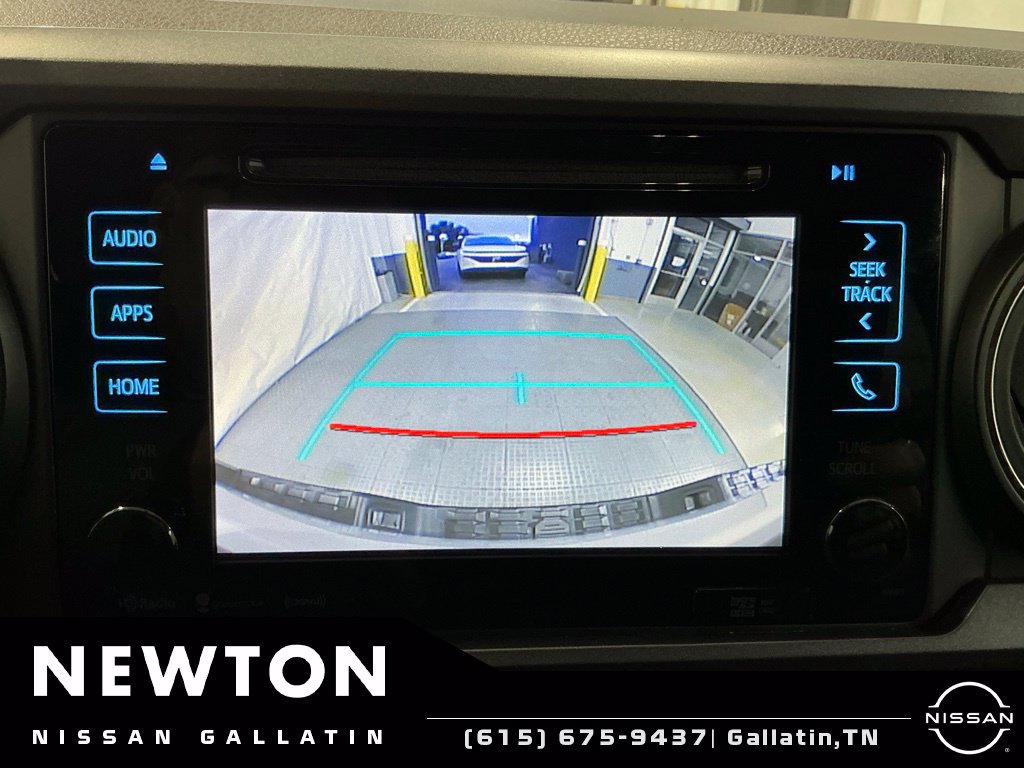 Used 2017 Toyota Tacoma TRD Off-Road w/ Tow Package (A/T) AWD/4WD image 11
