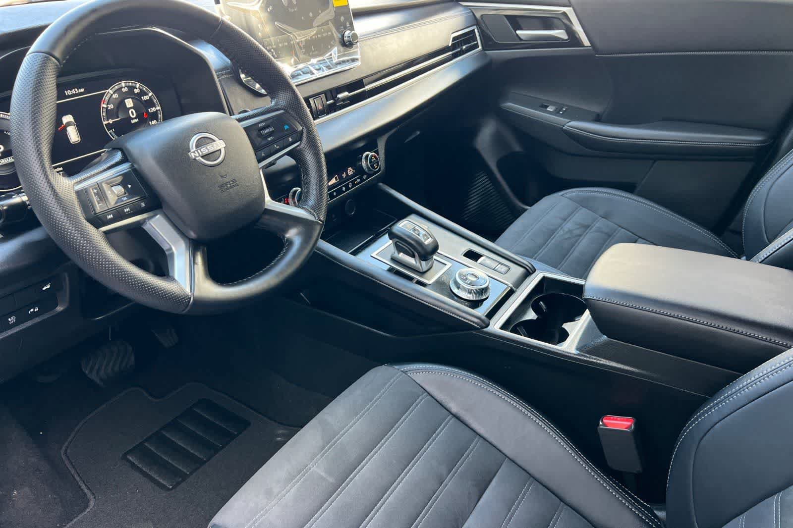 New 2026 Nissan Rogue SL AWD/4WD image 12