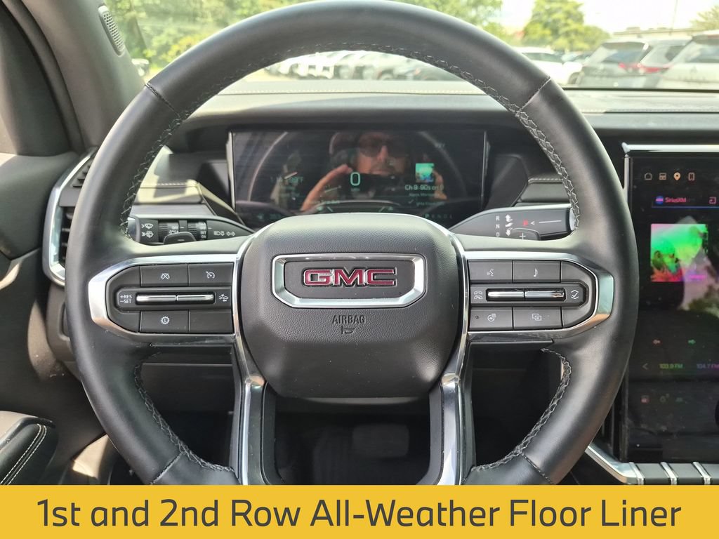 Used 2025 GMC Acadia Elevation w/ Elevation Premium Package AWD/4WD image 16