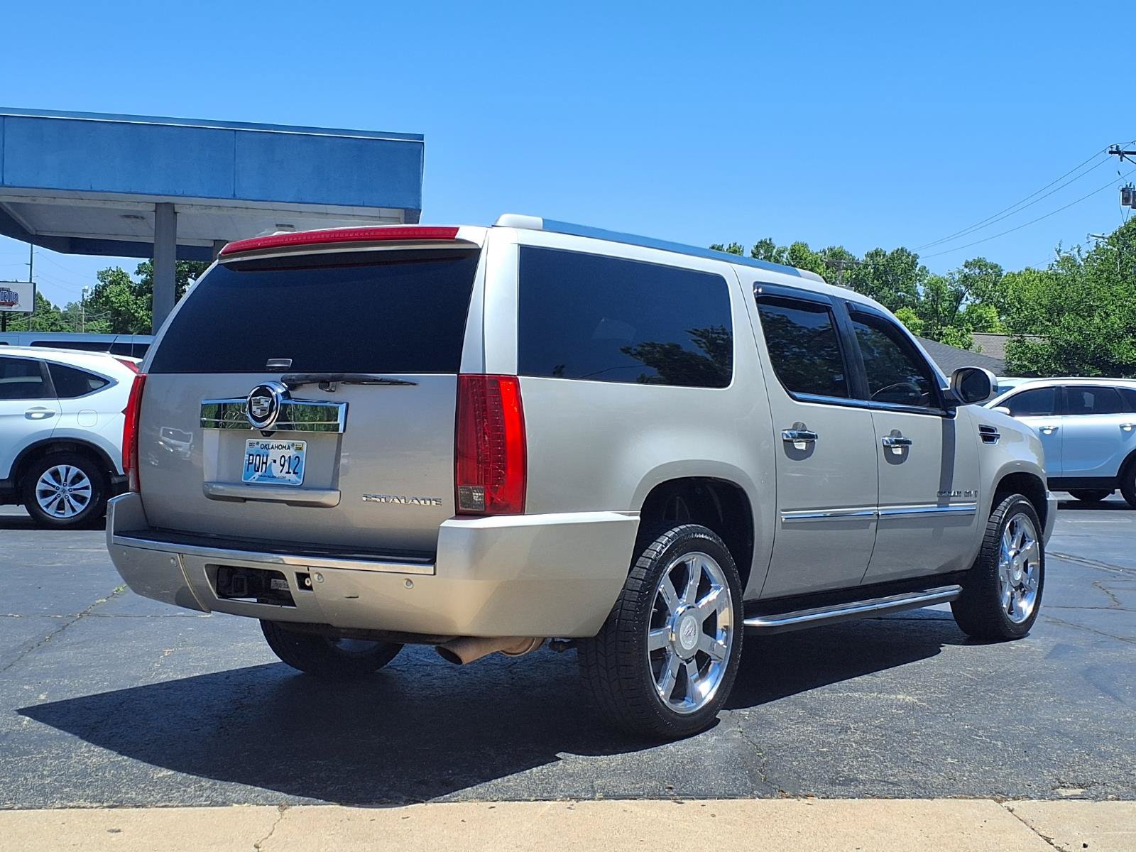 Used 2008 Cadillac Escalade ESV AWD image 9