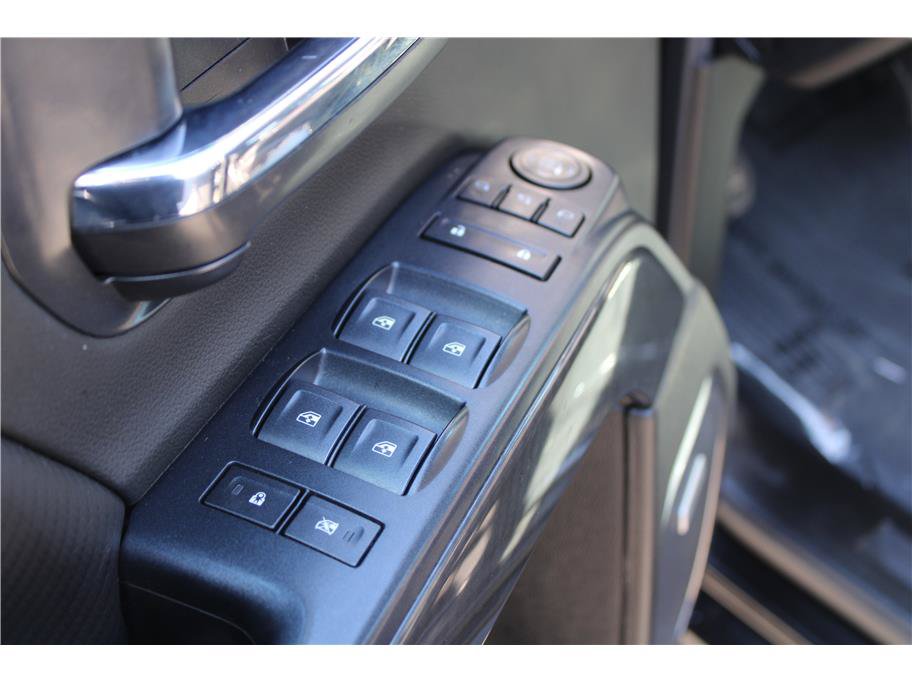 Used 2019 GMC Sierra 3500 SLT w/ All-Terrain HD Package AWD/4WD image 13
