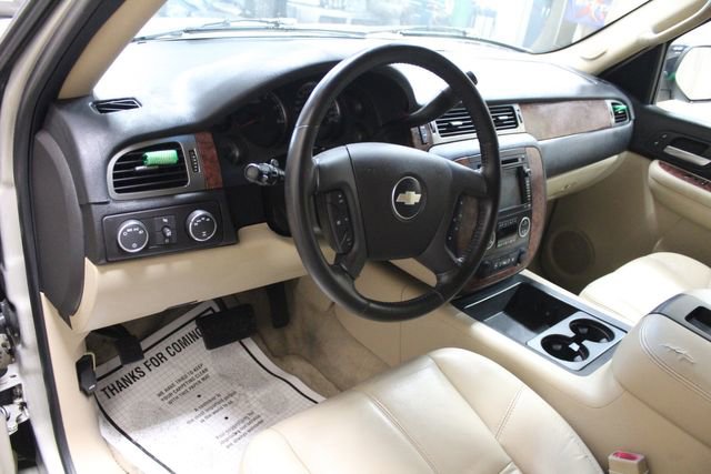 Used 2007 Chevrolet Suburban LT w/ LT Preferred Equipment Group image 20