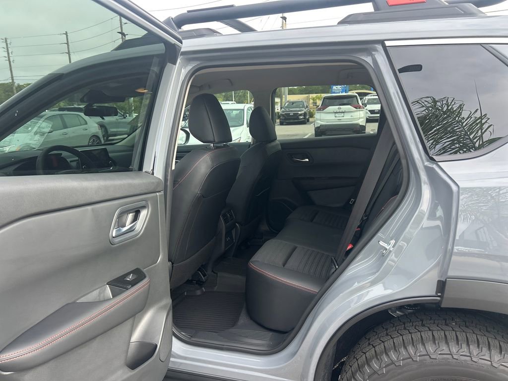 New 2026 Nissan Rogue SV image 20