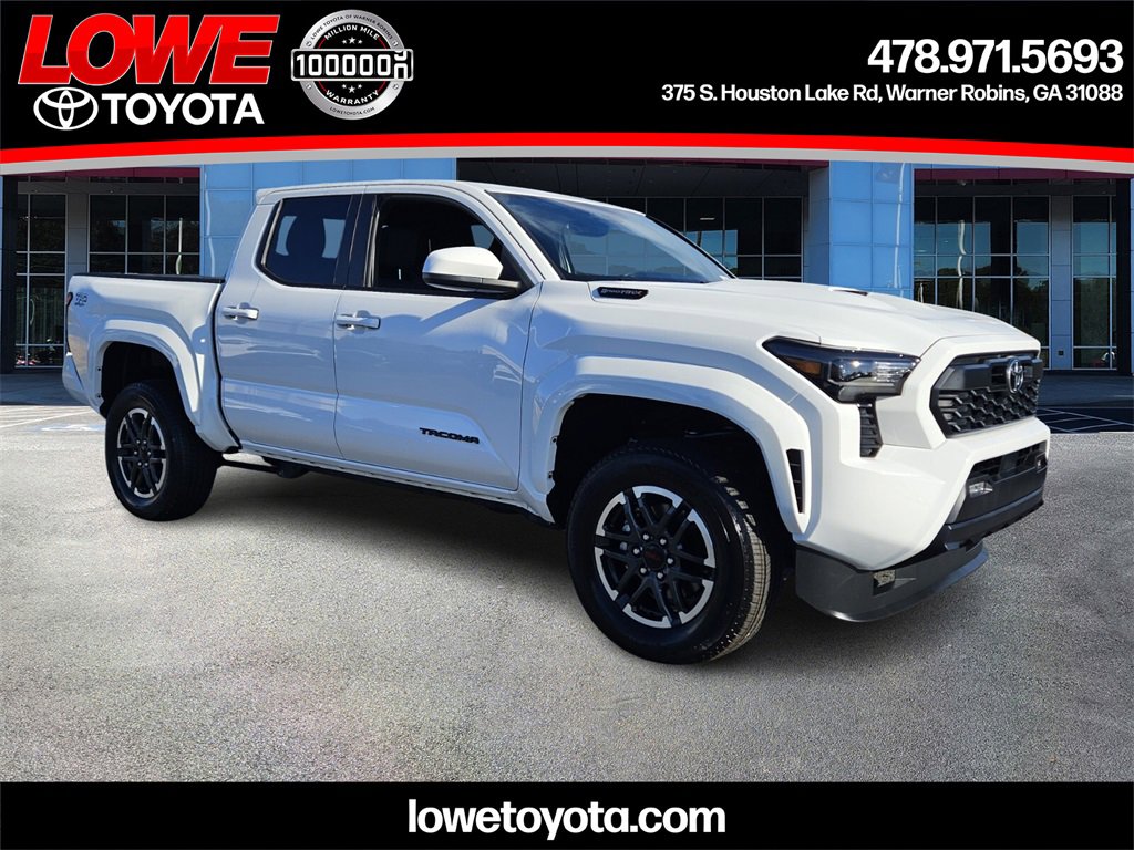 Used 2024 Toyota Tacoma TRD Sport image 1
