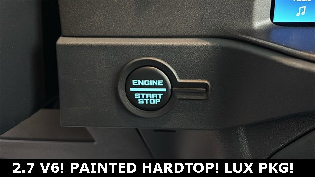 New 2025 Ford Bronco Badlands image 9