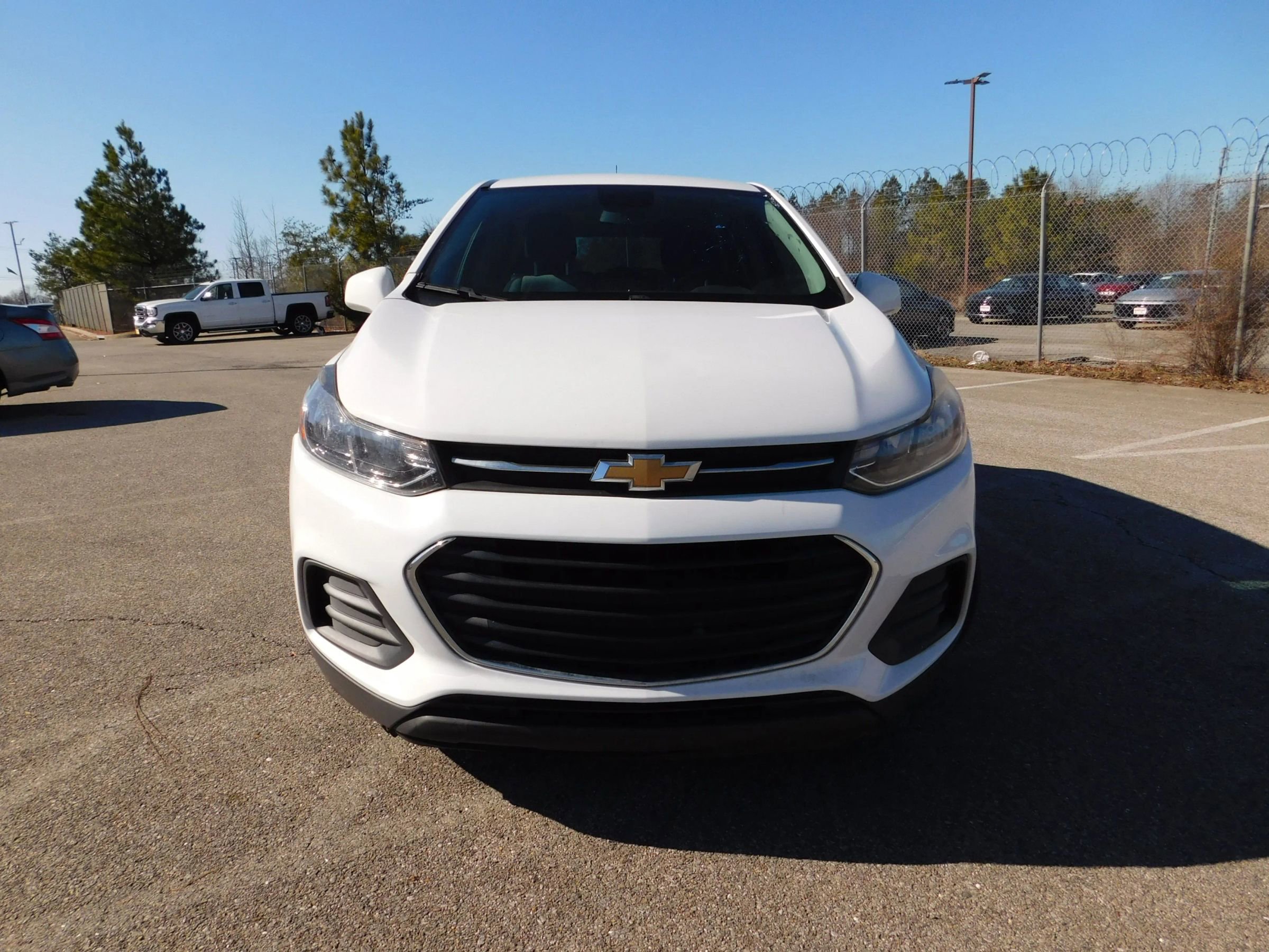 Used 2018 Chevrolet Trax LS image 3