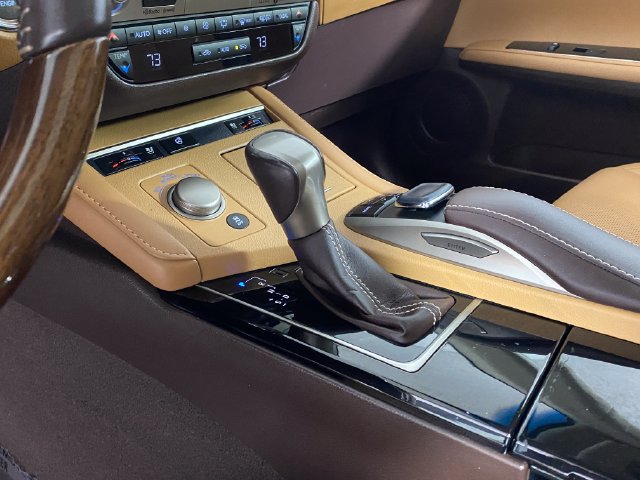 Used 2017 Lexus ES 350 w/ Navigation System Package FWD image 26